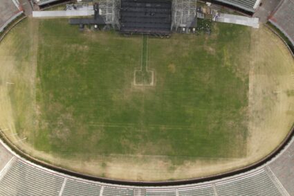 Campo di patate a Mar del Plata. Aldosivi in allarme, il prato del Estadio Minella preoccupa